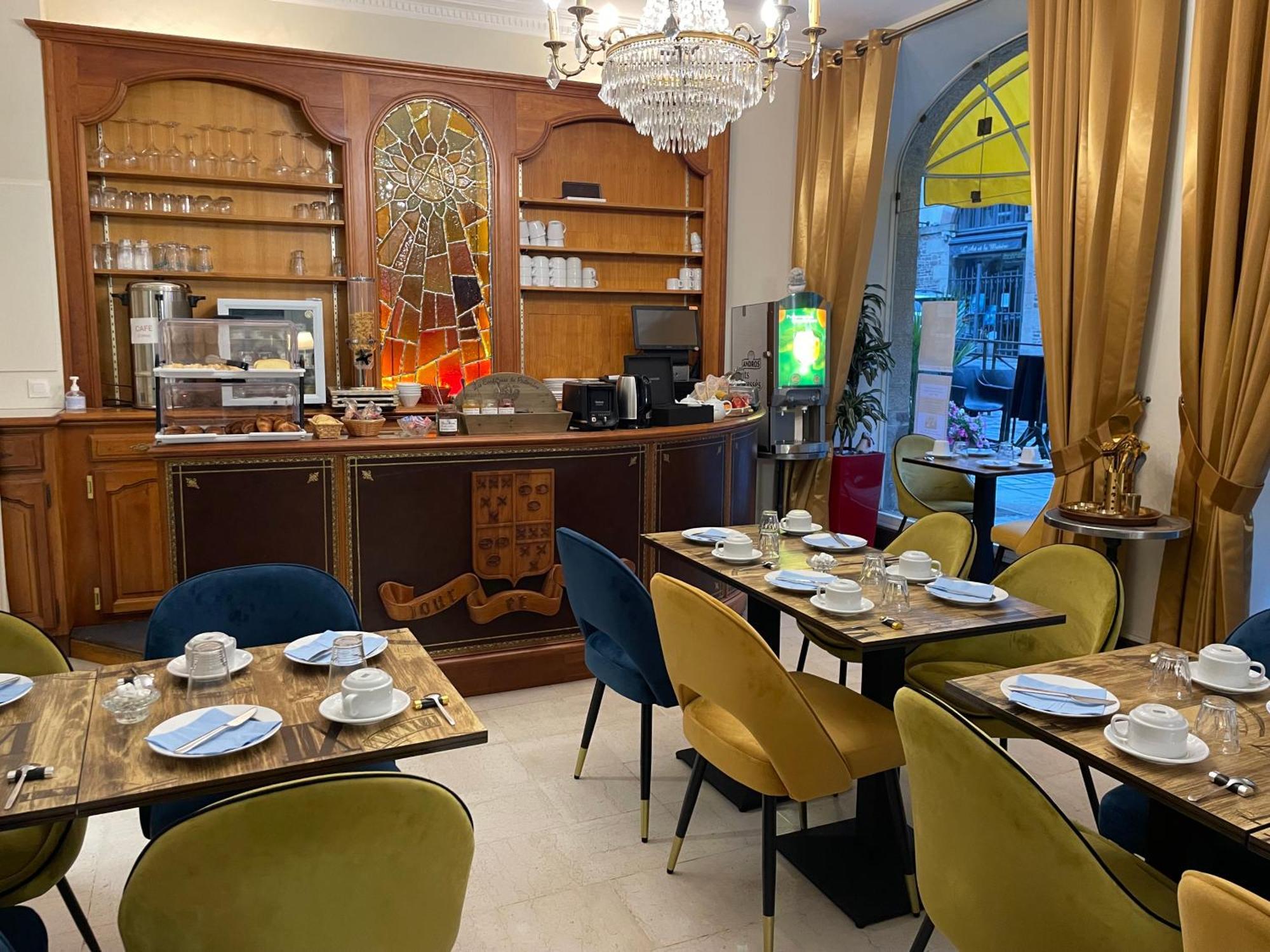 Balzac Hotel Restaurant Fougères Exteriér fotografie
